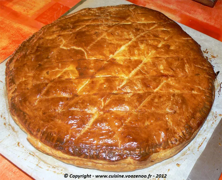 Galette des rois Pomarlou fin Galette des rois Pomarlou fin