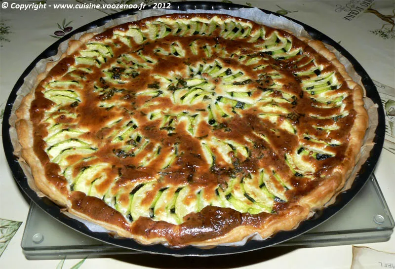 Tarte feuilletée aux courgettes et à la coriandre fin Tarte feuilletée aux courgettes et à la coriandre fin