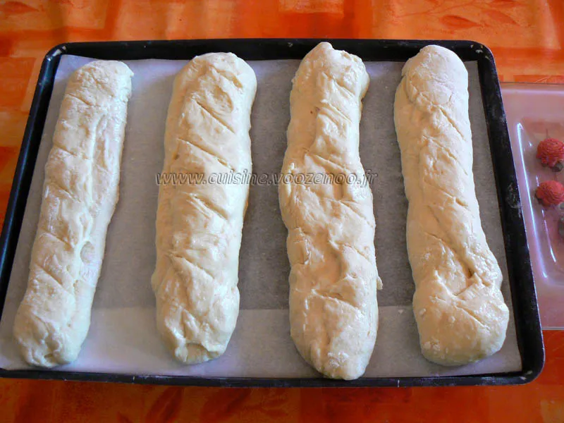 Baguettes viennoises fourrées au Daim etape6 Baguettes viennoises fourrées au Daim etape6
