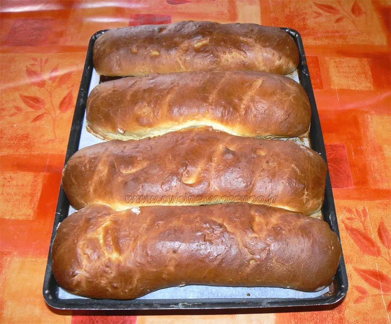 Baguettes viennoises fourrées au Daim fin Baguettes viennoises fourrées au Daim fin