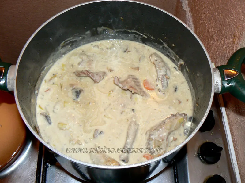 Lapin sauce poulette etape5 Lapin sauce poulette etape5