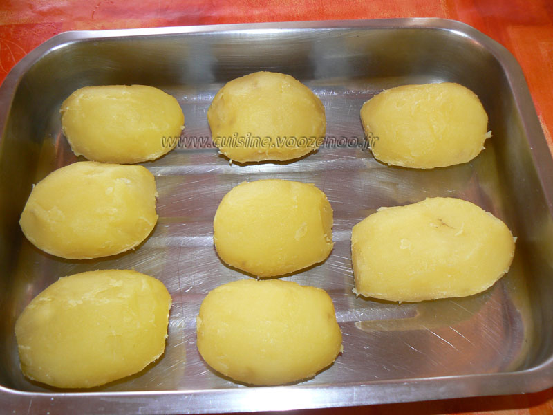Pommes de terre farcies aux oeufs etape1