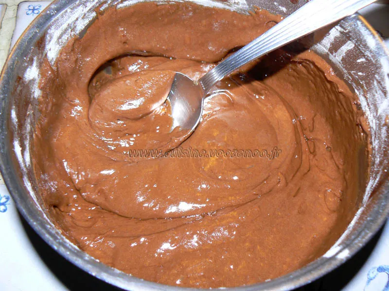 Whoopies "araignees" au chocolat etape1 Whoopies "araignees" au chocolat etape1