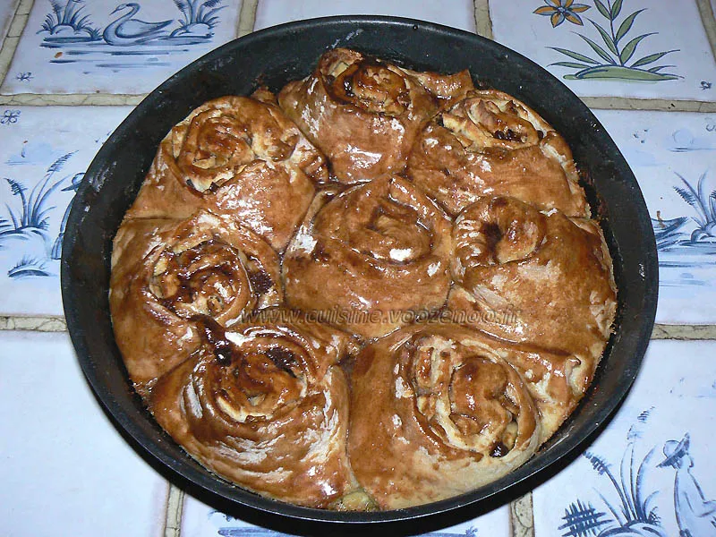 Chelsea buns brioche a l anglaise fin Chelsea buns brioche a l anglaise fin