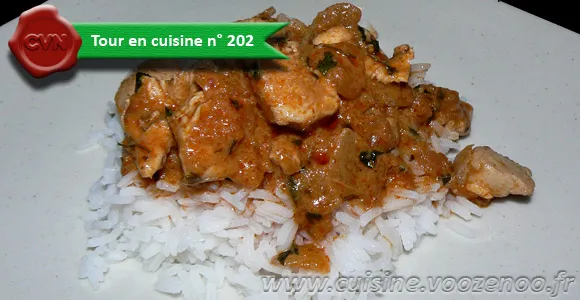 Poulet à la pâte de curry rouge