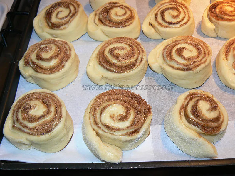 Cinnamon Rolls petits pains à la canelle etape7 Cinnamon Rolls petits pains à la canelle etape7