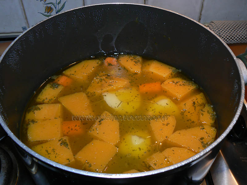 Soupe de courge butternut orangee etape3