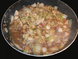 Wok de chou chinois (psé-tai) au poulet et gingembre fin