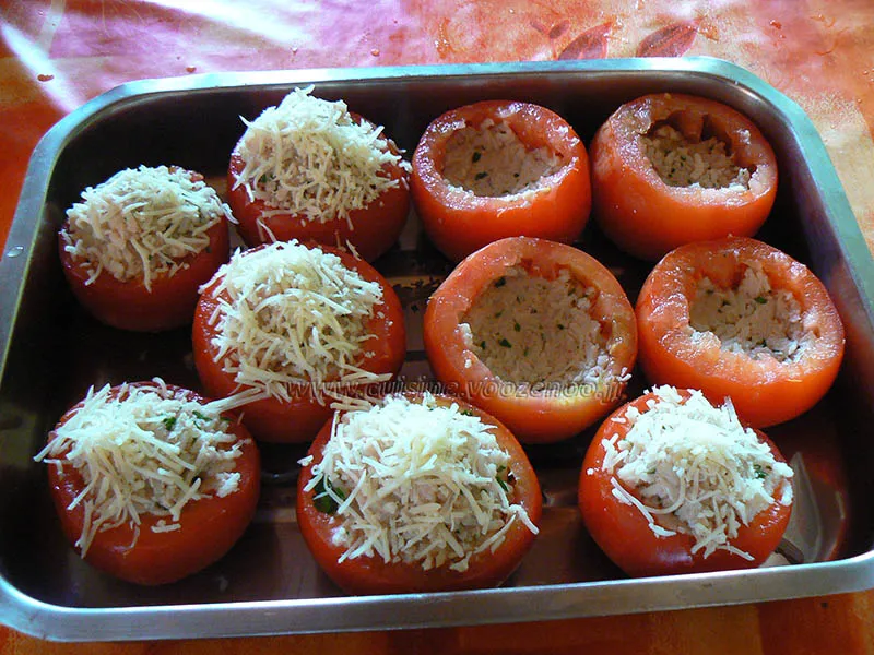 Tomates farcies au riz et oeufs gratines etape3