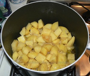 Courgettes longues et pommes de terre cucuzza eape1