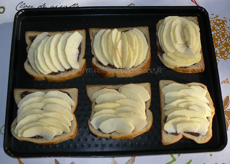 Crumble de pommes en tartines gourmandes etape2