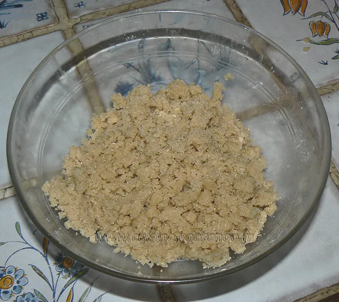 Crumble de pommes en tartines gourmandes etape3