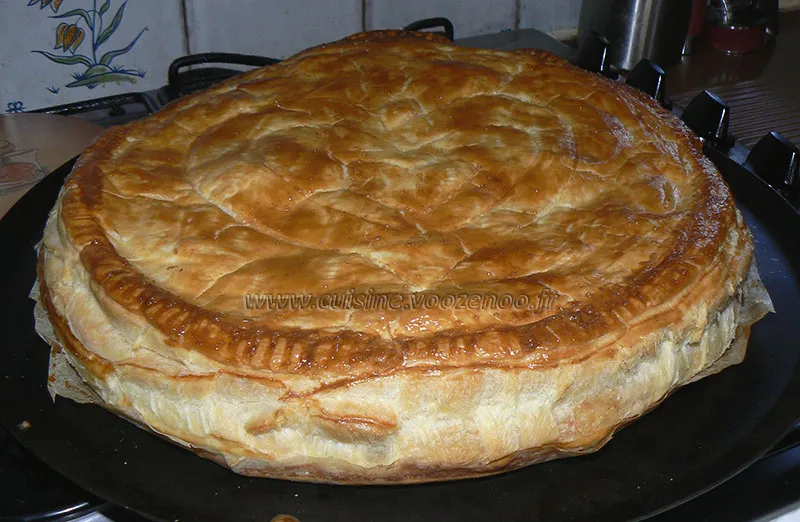 Galette des rois, mangue, noix de coco et citron vert fin