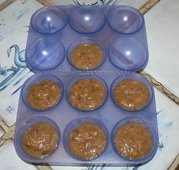 Petits gateaux au miel, coeur de pignons de pin caramelisés etape2