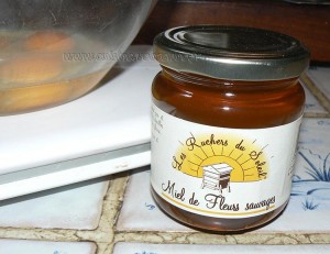 Petits gateaux au miel, coeur de pignons de pin caramelisés etape3