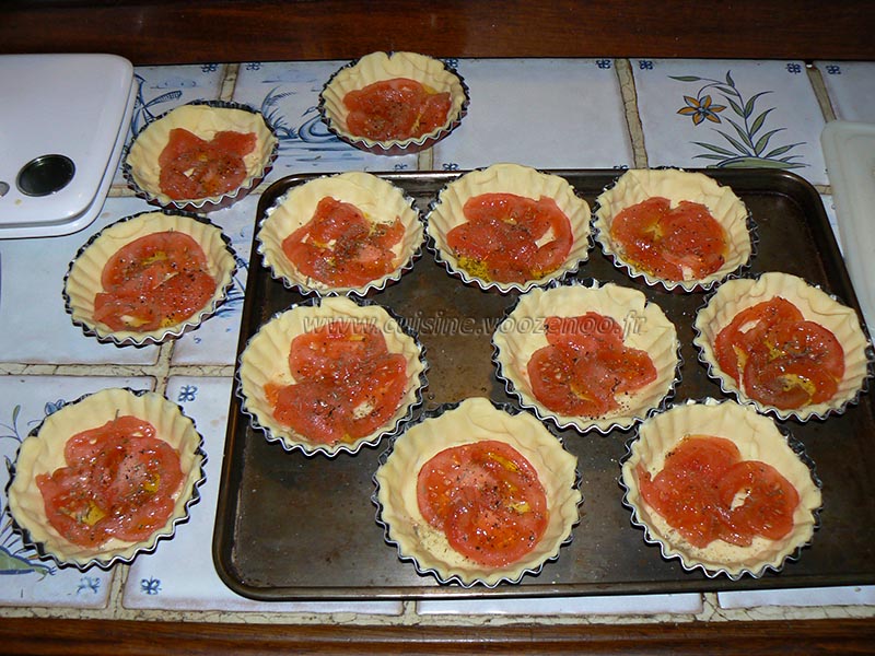 Tartelettes à la tomate et fourme d’Ambert etape2