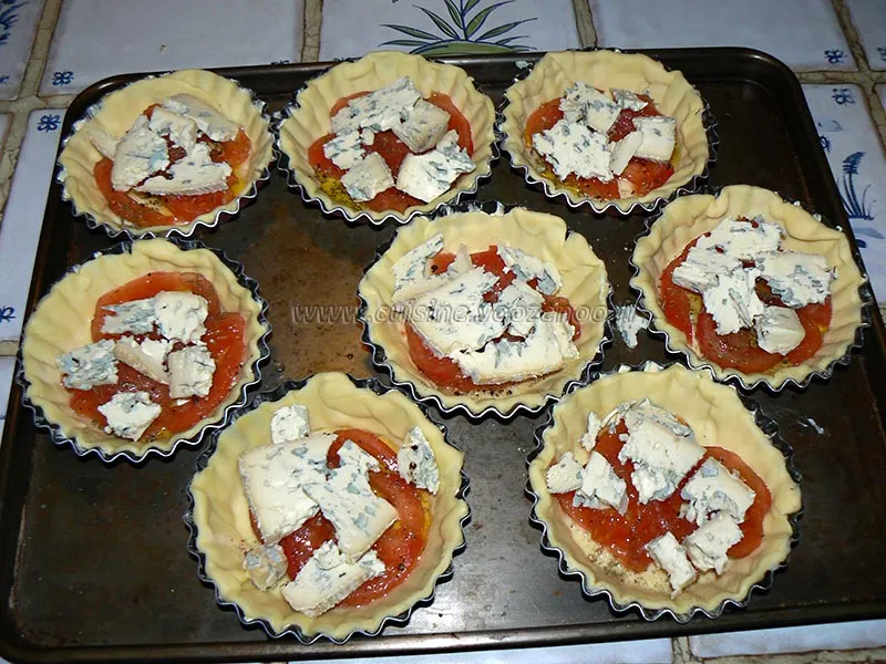 Tartelettes à la tomate et fourme d'Ambert etape3