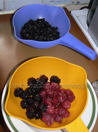 Layer cake, fruits rouges en verrines etape4