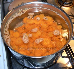 Bouchées aux carottes, pommes de terre et comté etape1