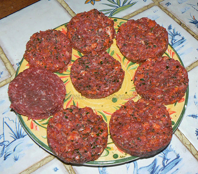 Hamburger de polenta au paprika steak de boeuf et chorizo etape5