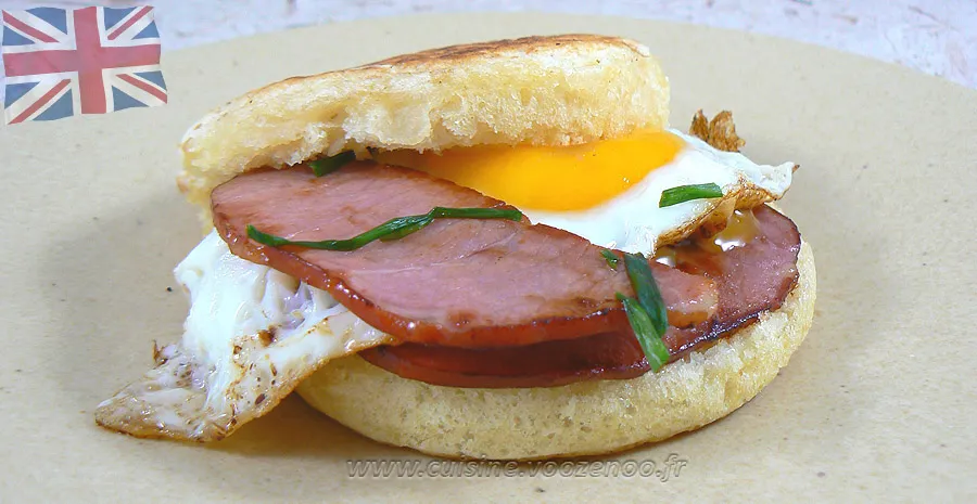 Crumpets bacon et oeuf au plat