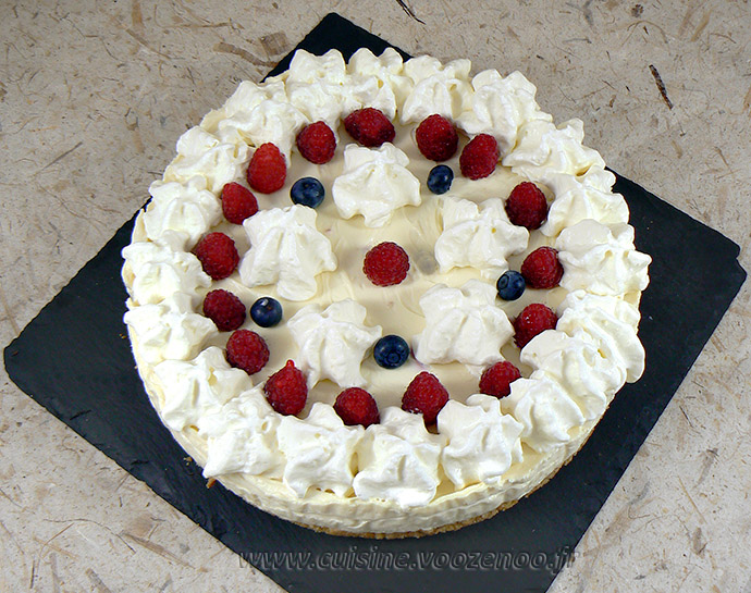 Cheesecake au chocolat blanc, framboises et myrtilles fin2