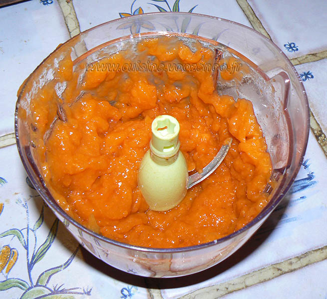 Purée d’abricot givrée etape1