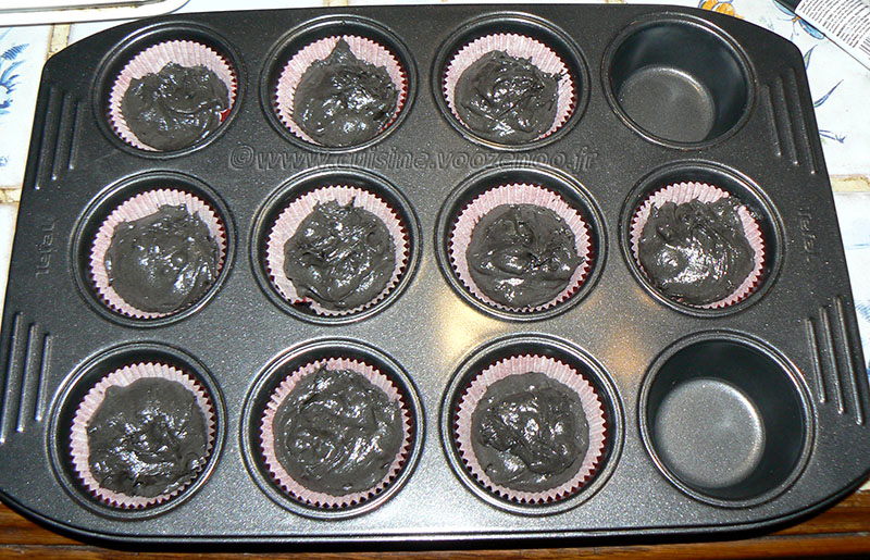 Cupcakes à la réglisse – Noir et blanc etape5