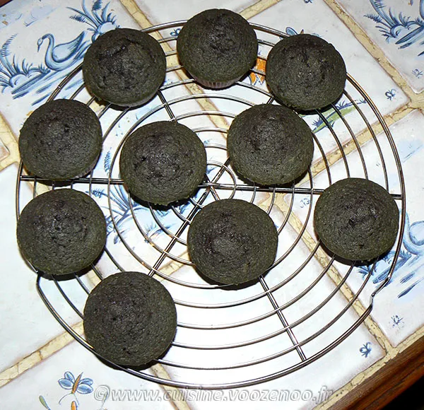 Cupcakes à la réglisse – Noir et blanc etape7
