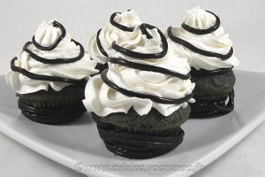 Cupcakes à la réglisse - Noir et Blanc