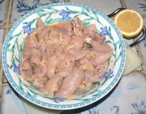 Blancs de poulet marinés en salade etape1