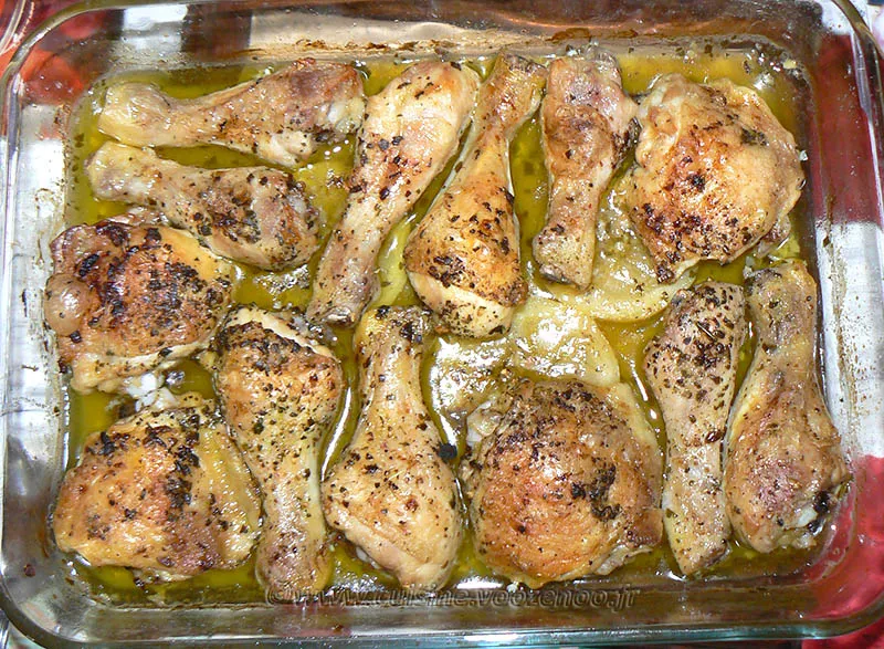 Cuisses de poulet citron, ail et basilic fin