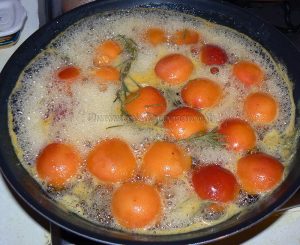 Abricots rôtis au romarin frais etape2