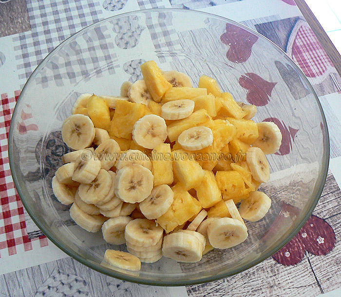 Papillote d’ananas et banane au sirop de vanille etape1