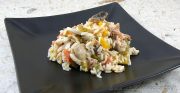 Salade de riz au thon, champignons et poivrons slider
