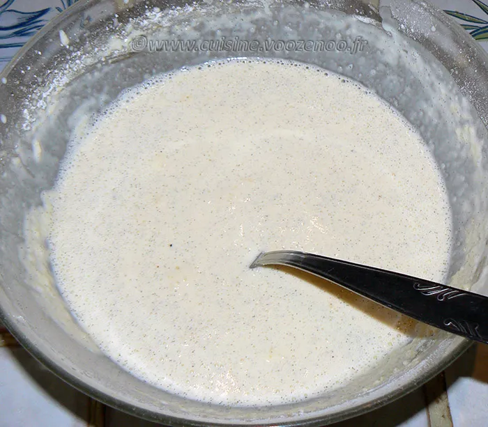 Gâteau aux pommes, myrtille et vanille etape2