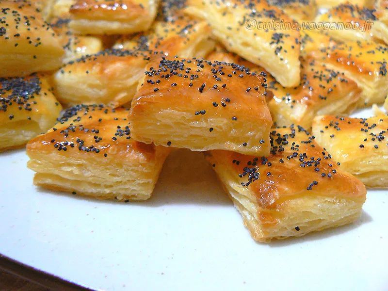 Mini-feuilletés aux graines de pavot fin2