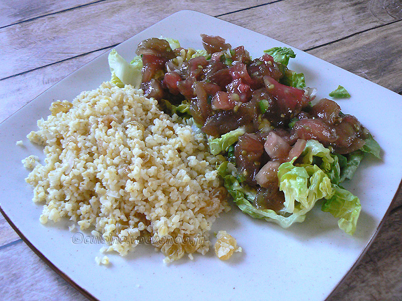 Salade de boulghour et salade de tomates Ethiopiennes presentation