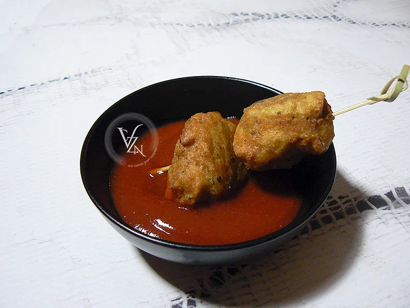 Beignets de pois chiche et sauce piquante fin2