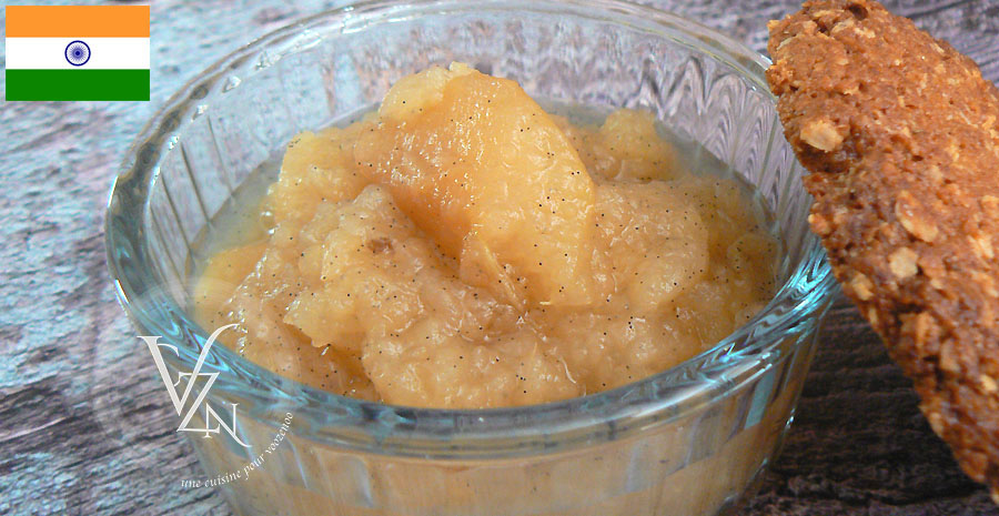 Compote de pommes, vanille et cardamome slider