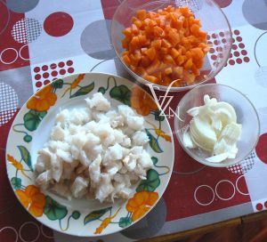 Quiche sans pâte aux carottes et poisson blanc etape1