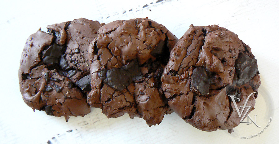 Cookie « Nuage » au chocolat noir slider