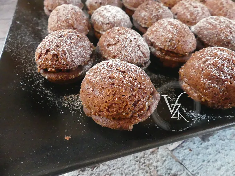 Gâteaux fourrés en forme de noix - Nuci fin1