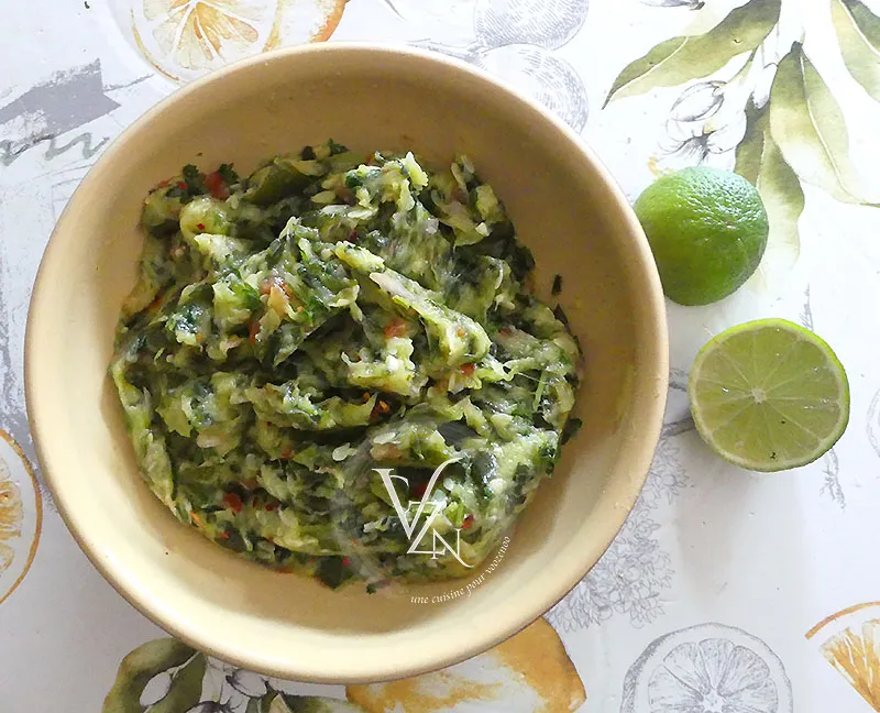 Guacamole de courgettes, coriandre et lime étape2