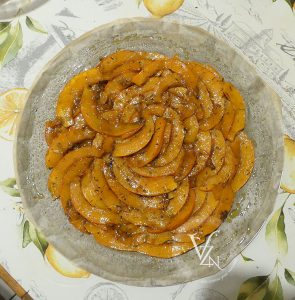 Tatin de potimarron, chèvre, pignons et miel étape4