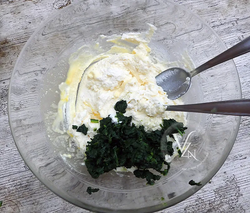 Gnocchis aux épinards, parmesan et beurre de sauge étape1