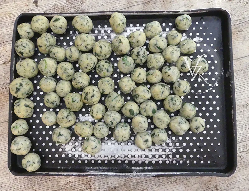 Gnocchis aux épinards, parmesan et beurre de sauge étape6