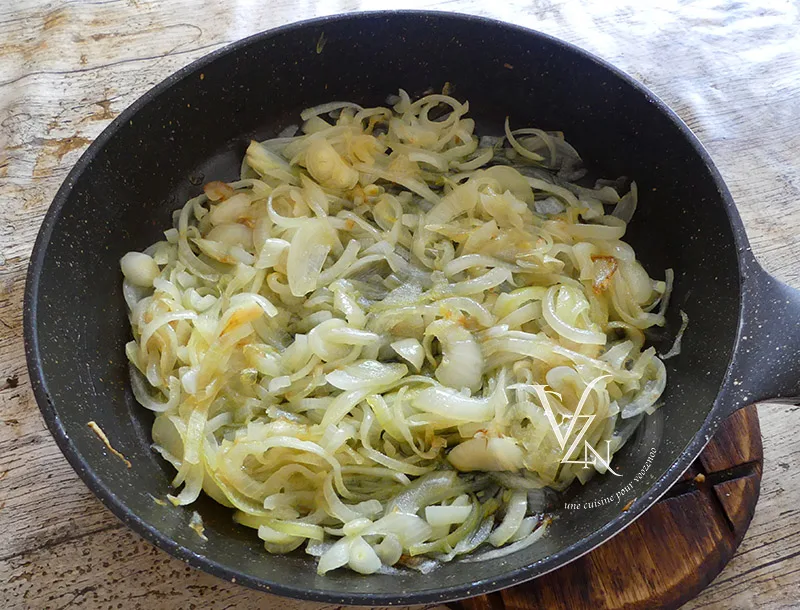 Gratin de ravioles au chèvre, oignons et parmesan étape2