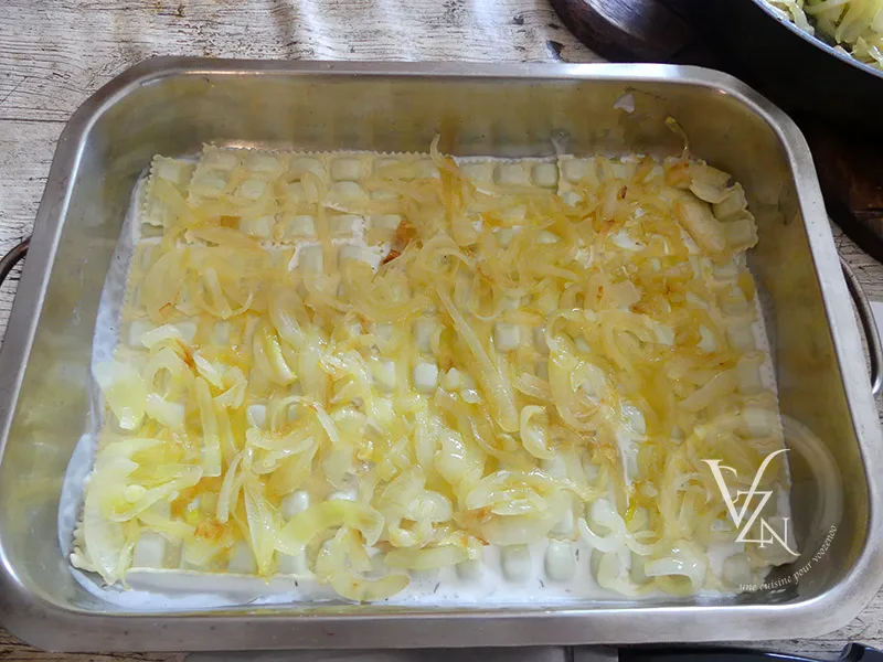Gratin de ravioles au chèvre, oignons et parmesan étape4