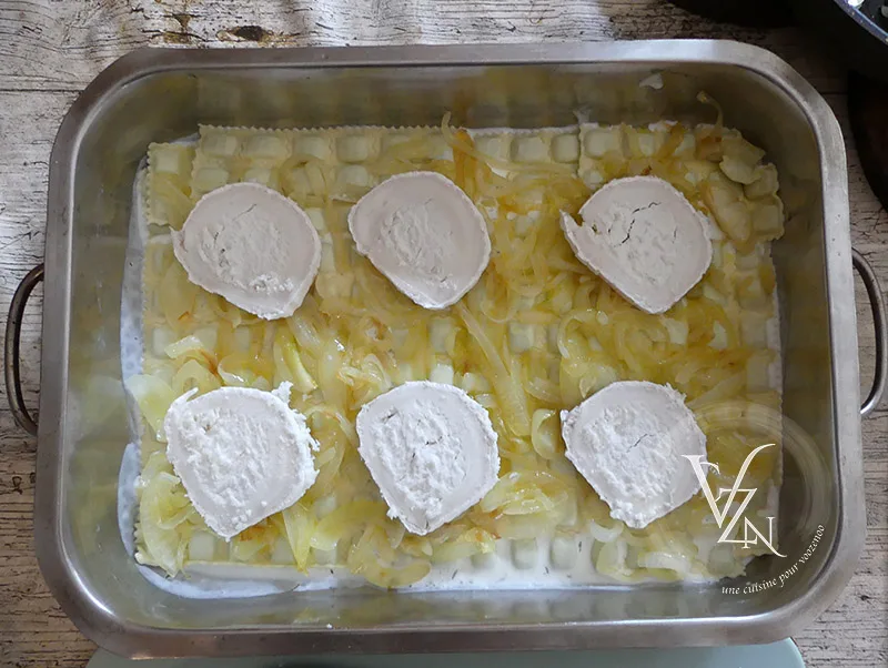 Gratin de ravioles au chèvre, oignons et parmesan étape5